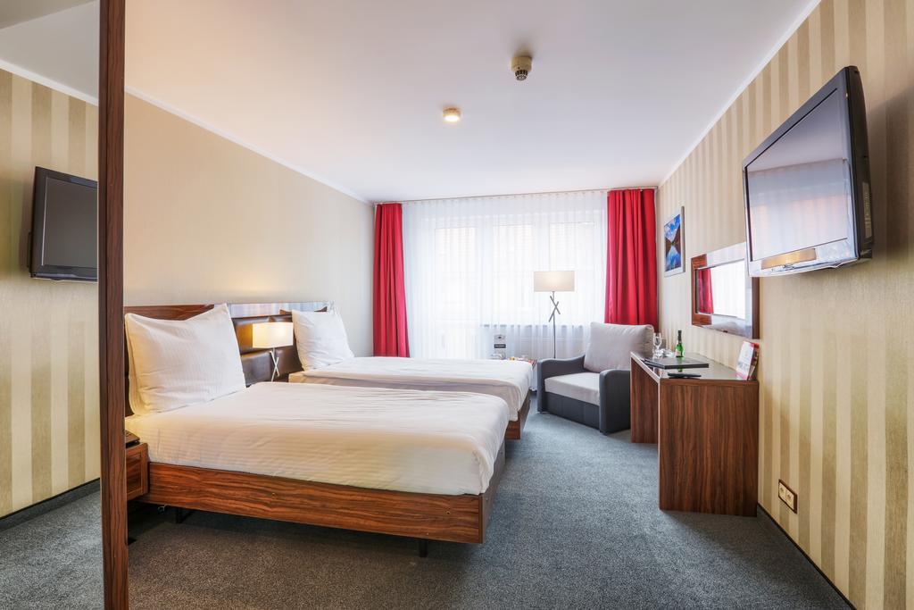 Hotel Weneda Opole Exterior photo